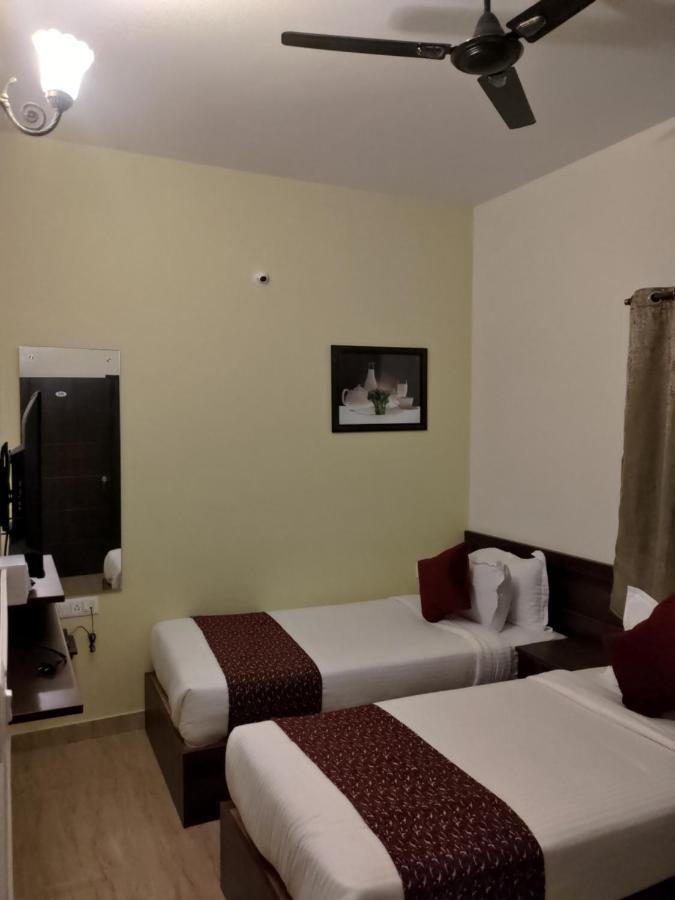 Hotel Bangalore Airport Inn, Near Kempegowda Airport, Airport Pickup & Drop Available 24X7 Devanahalli Exteriör bild
