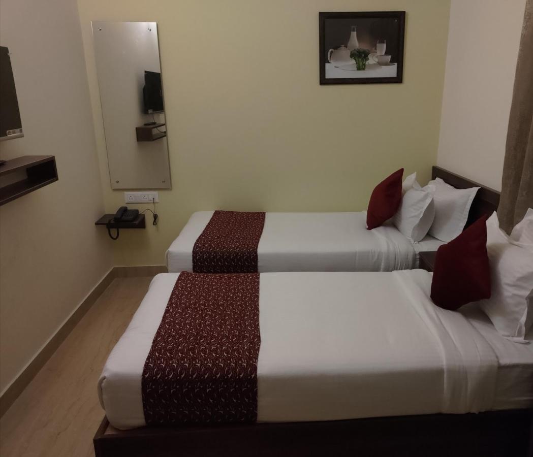 Bangalore Airport Inn Hotel, Airport Pickup & Drop Available 24X7 Devanahalli Exteriör bild